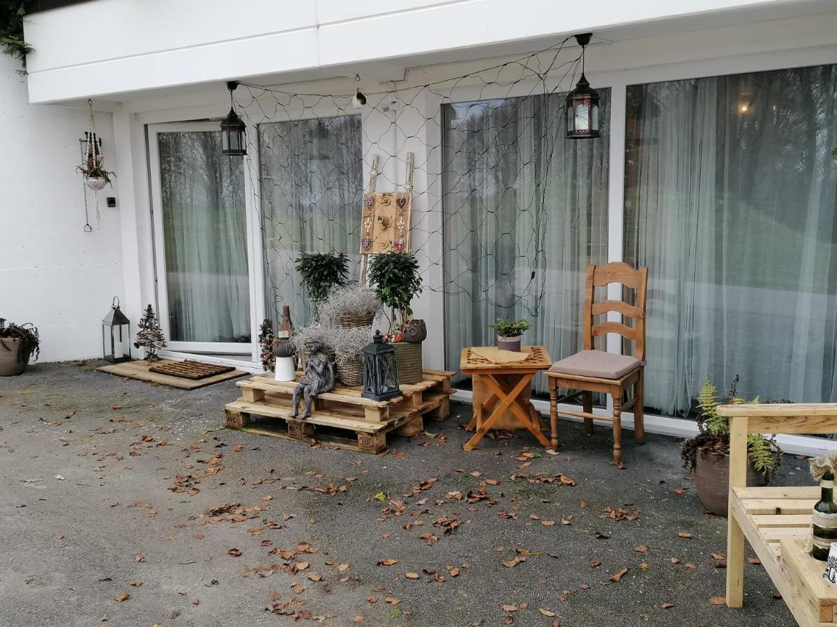 Ravissant Studio neuf, entièrement equipé, fonctionnel de 40 m2 avec entrée indépendante dans la campagne campagnes Massonnens Extérieur photo