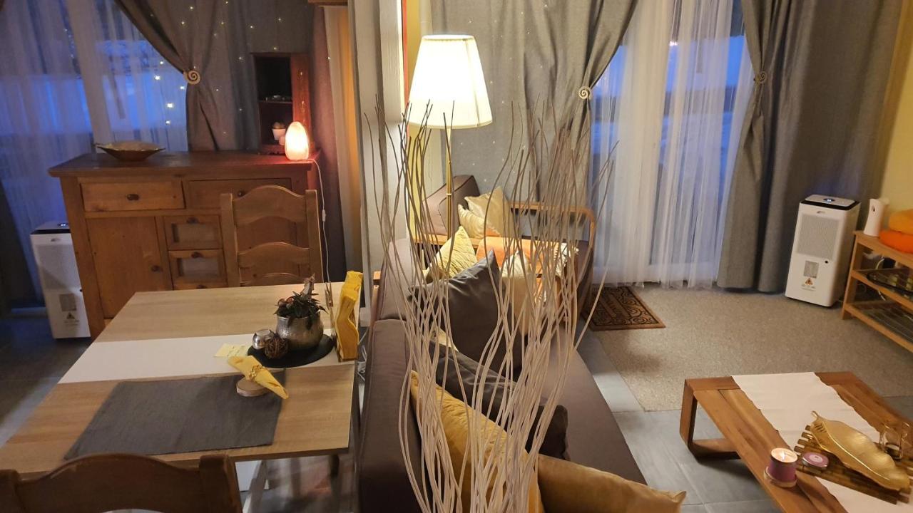 Ravissant Studio neuf, entièrement equipé, fonctionnel de 40 m2 avec entrée indépendante dans la campagne campagnes Massonnens Extérieur photo